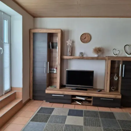 Semesterbostad Haus Am Berg Üdersdorf