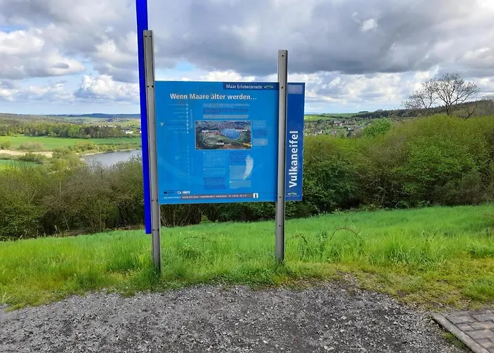 Haus Am Berg Semesterbostad *